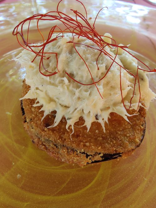 baccala mantecato su melanzana in pastella